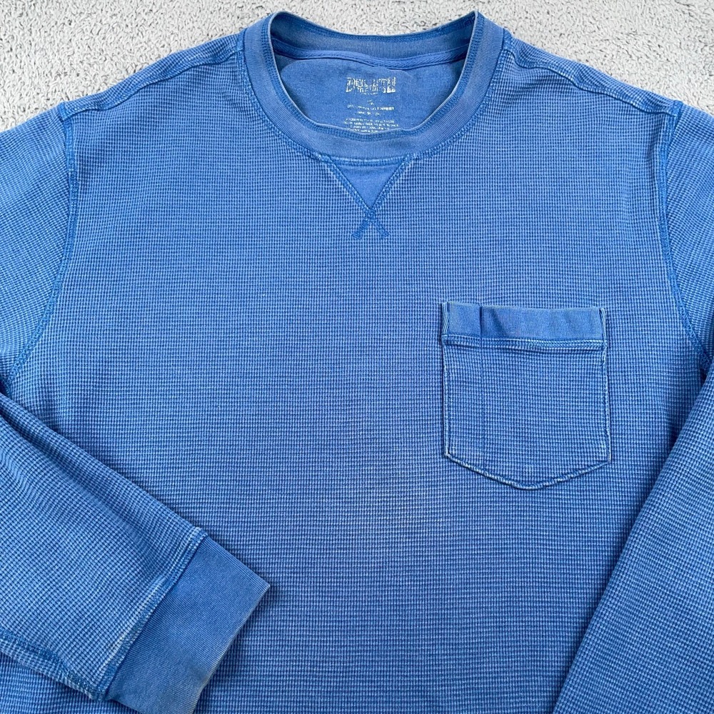 Duluth Trading Shirt Mens XL Blue Waffle Knit Thermal Crewneck Workwear Pocket